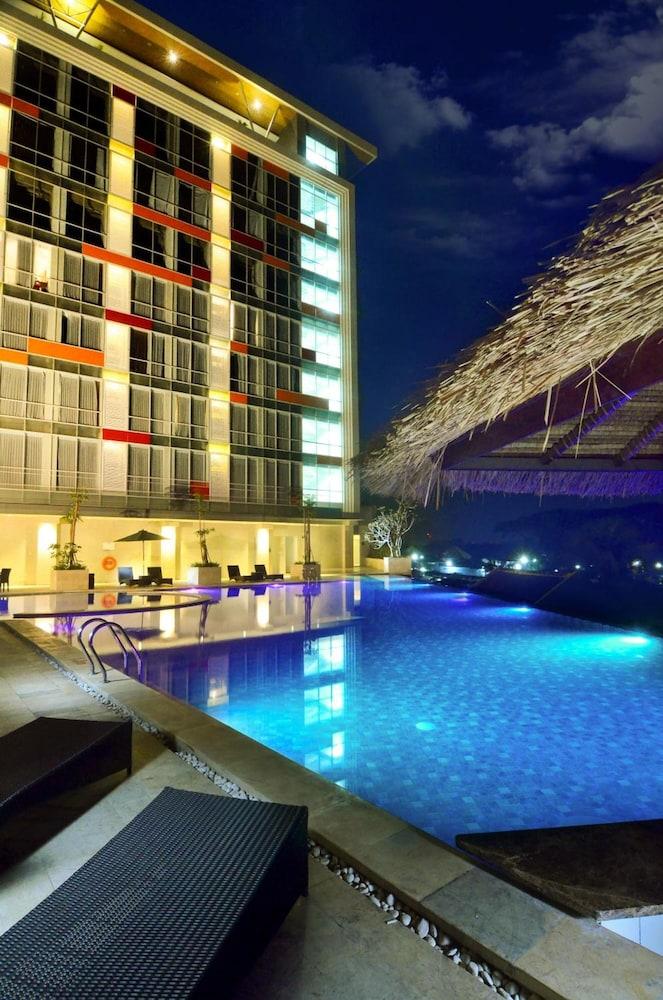 Ascent Premiere Hotel And Convention Маланг Экстерьер фото